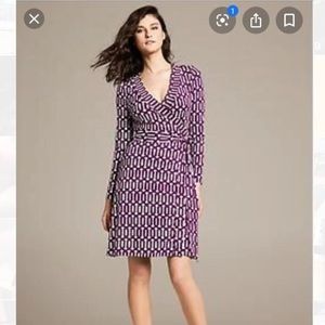 Banana republic gemma Geo print wrap dress